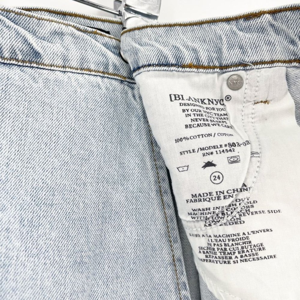 New Blank NYC Sz 24 Asymmetrical Skirt Denim Jean Mini Acid Light Wash Pockets - Picture 9 of 9